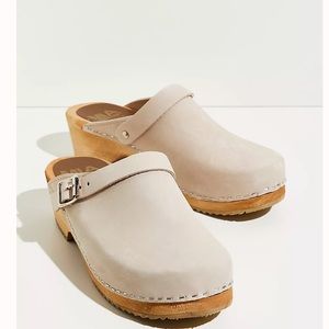 MIA Alma clogs